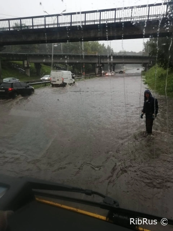 Сильный дождь в Екатеринбурге