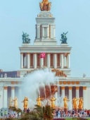 Невероятно красиво украсили цветами ВДНХ